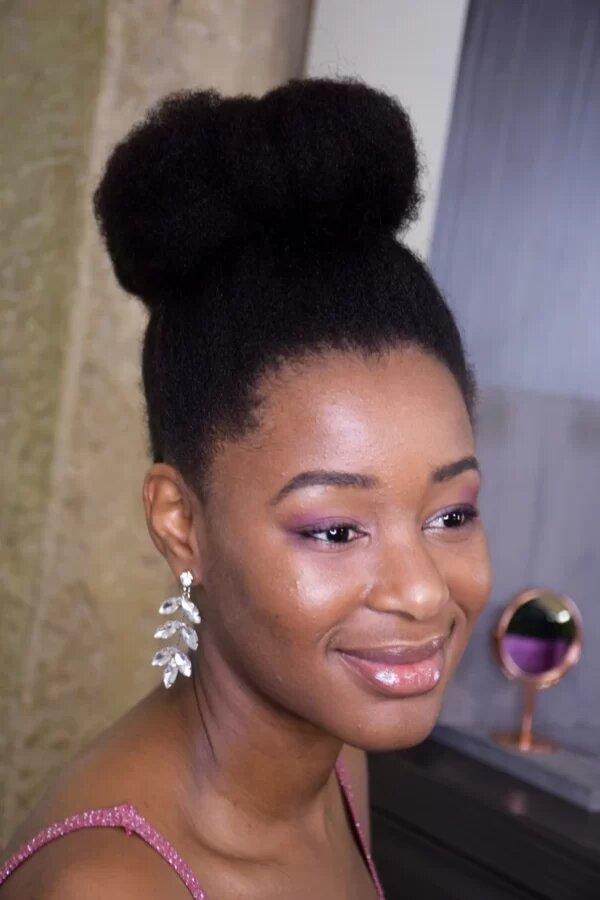 chignon-fete-noel-cheveux-crepus-lesatelierscrepus